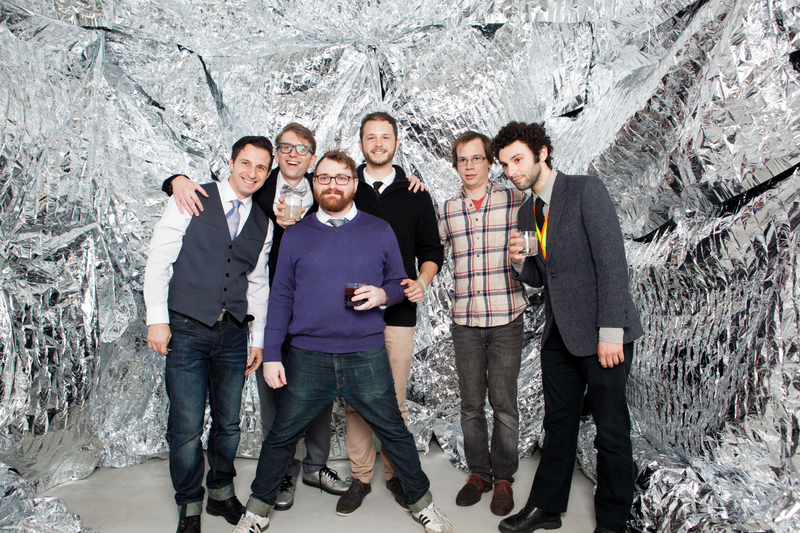 Illustration for article titled AL : A GMG HOLIDAY PARTY